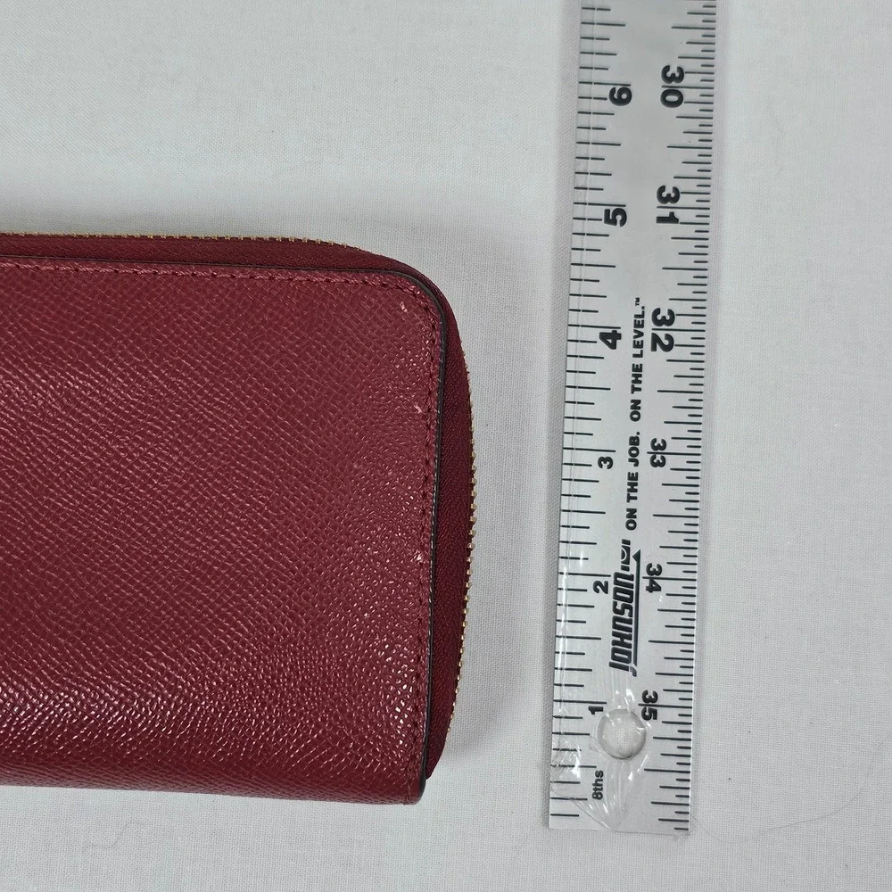 Coach Burgundy Crossgrain Leather Accordion Zip Wallet Wristlet Gold Hardware